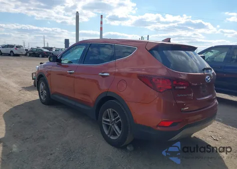 2017 Hyundai Santa Fe Sport 2.4L z USA, uszkodzony, nr VIN 5XYZT3LB2HG495952